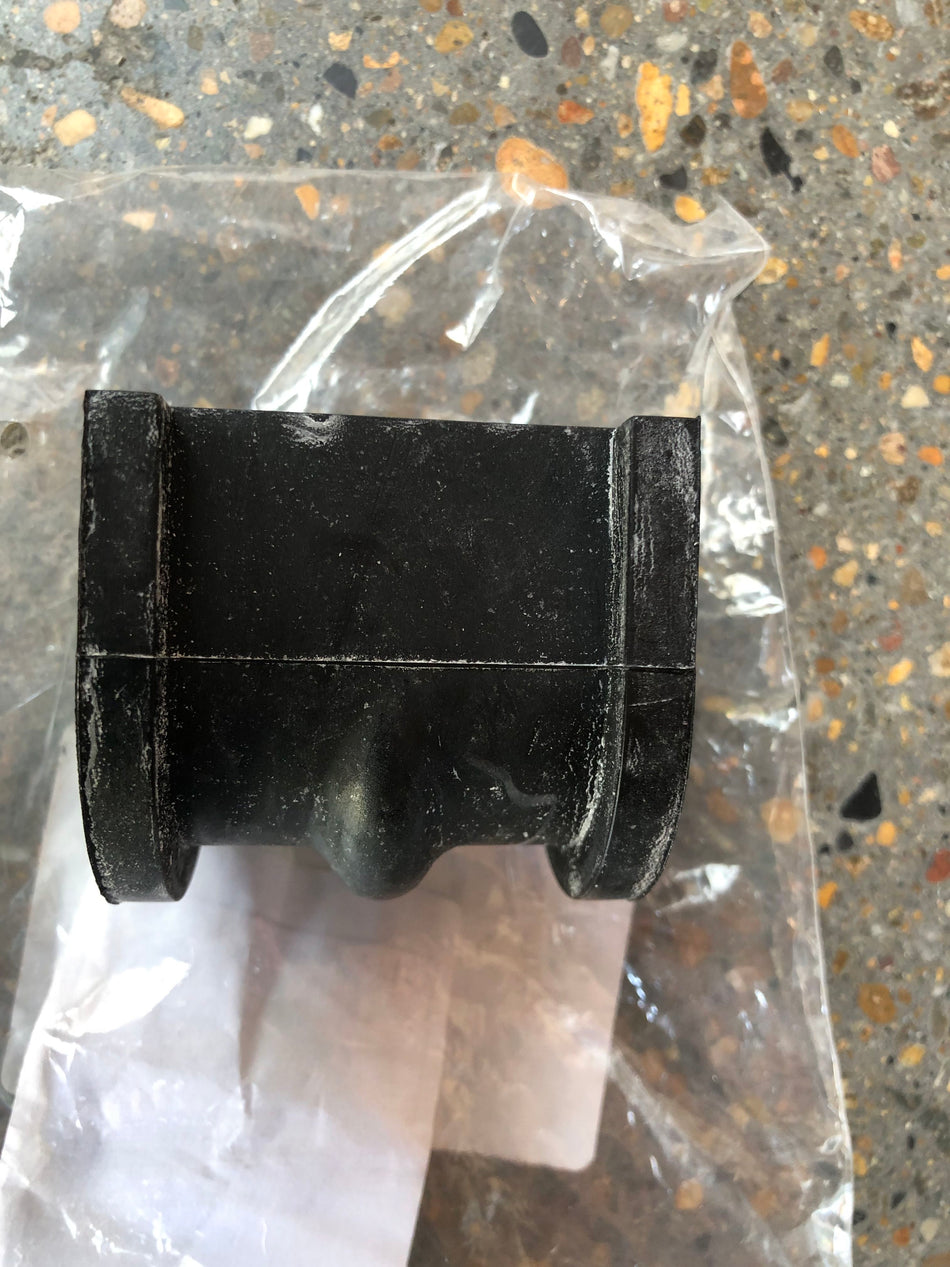 Front Stabilizer Bar Bushing Rubber Shaft For MG RX8 OEM 10455681