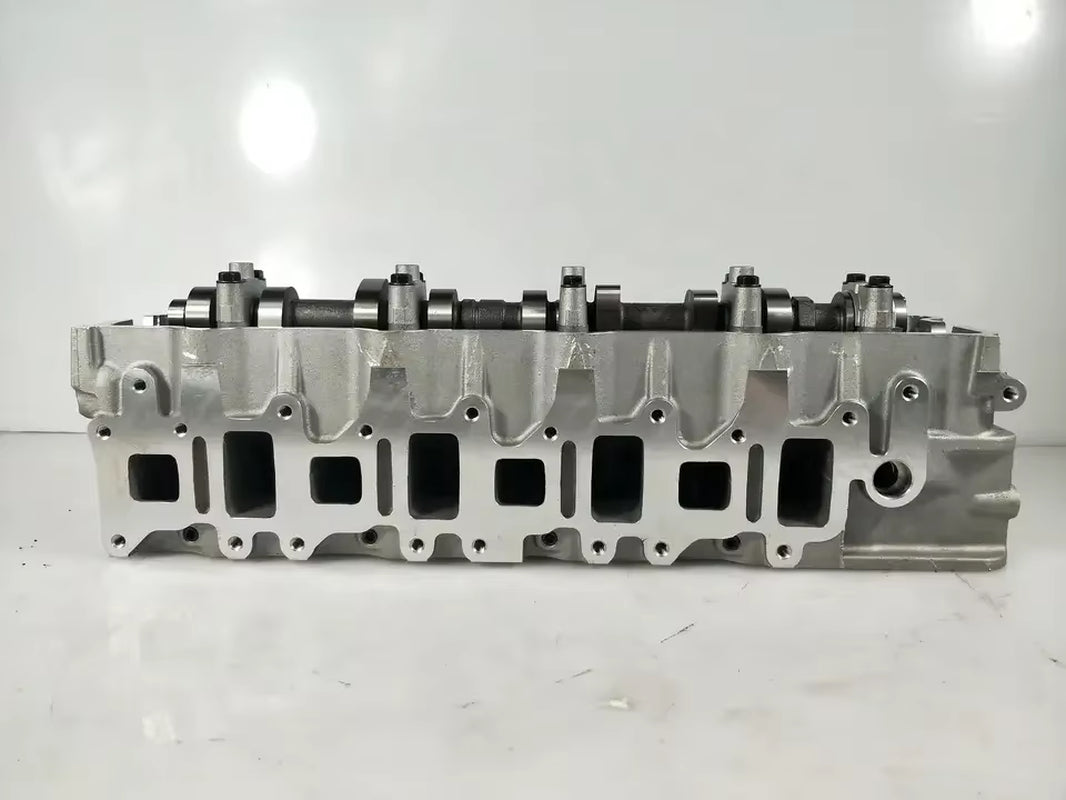 Factory Selling Engine 4M40 Cylinder Head Fits for MITSUBISHI OEM ME202621 908515